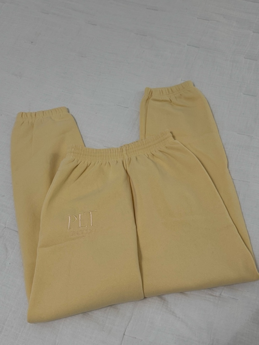 PrettyLittleThing Yellow Joggers